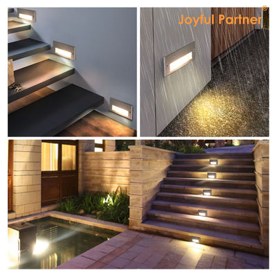 আয়তক্ষেত্রাকার 220V 5W LED ওয়াল প্যাক লাইট আইপি 65 3000 কে বহিরঙ্গন পাথওয়ে আলো
