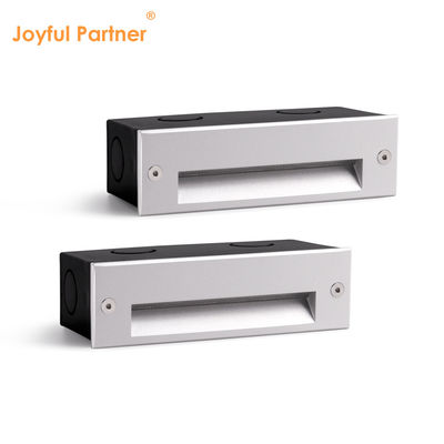 আয়তক্ষেত্রাকার 220V 5W LED ওয়াল প্যাক লাইট আইপি 65 3000 কে বহিরঙ্গন পাথওয়ে আলো